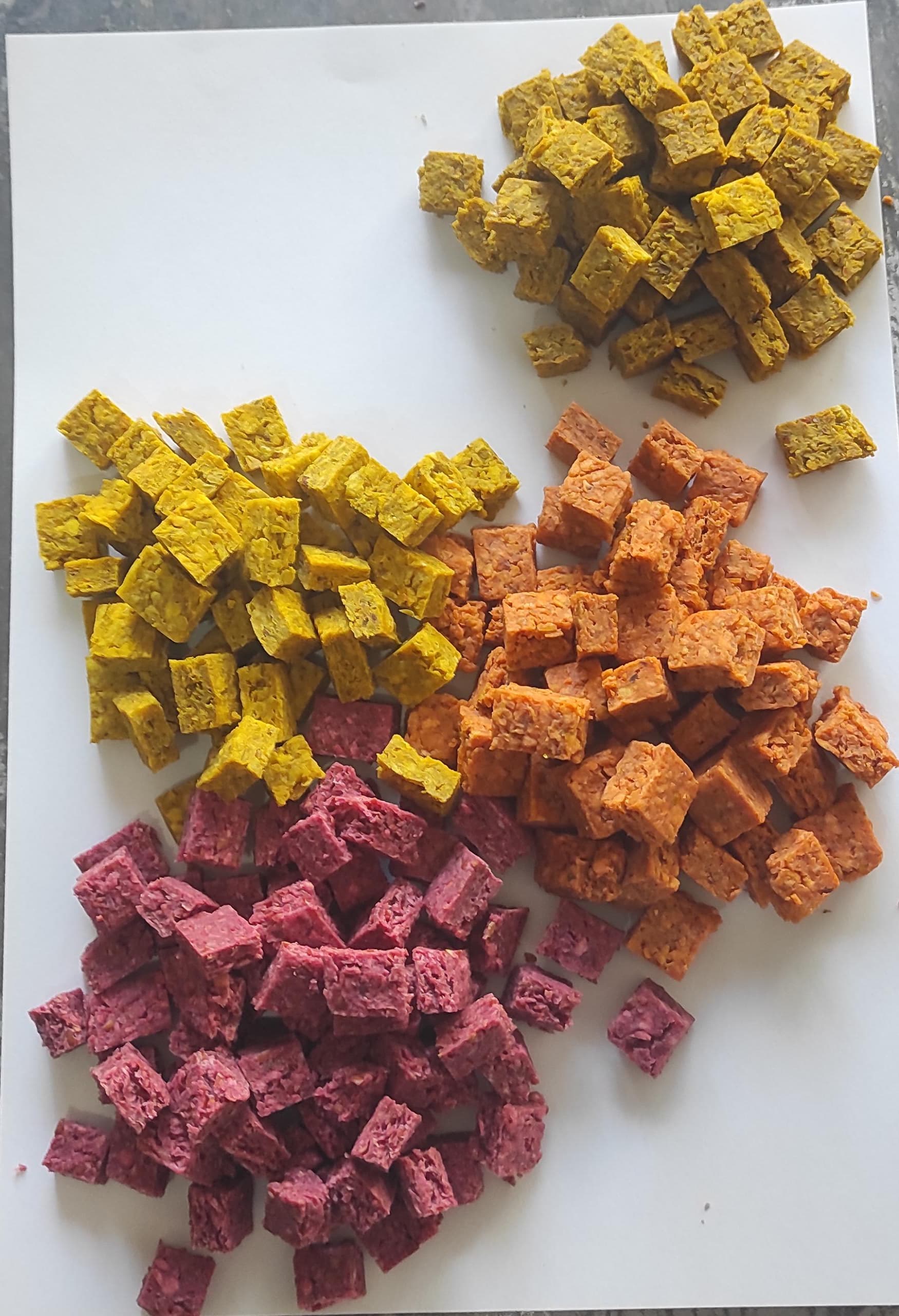 میوه خشک حبه ای مخلوط